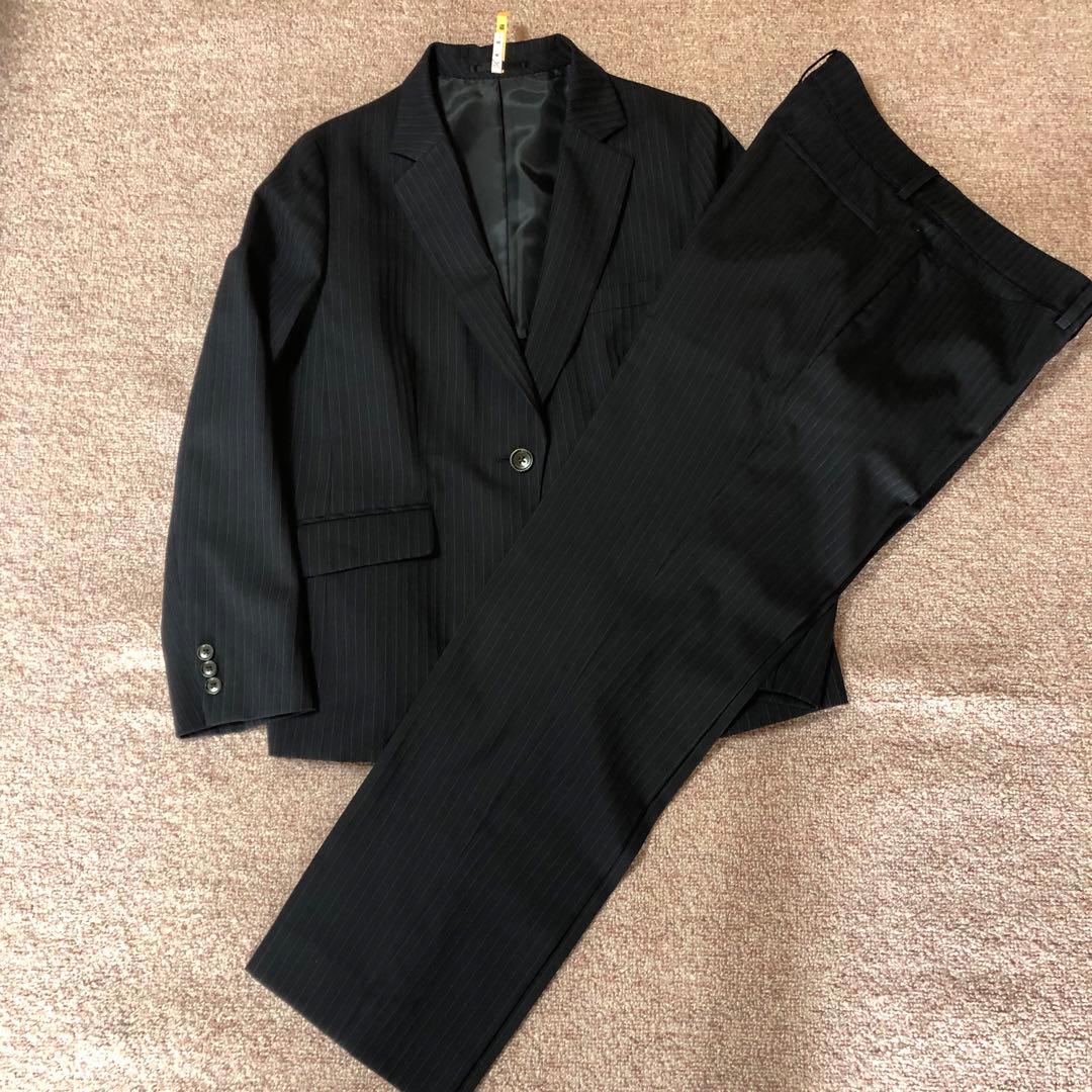 【大きいサイズ】 Framtida パンツスーツ　上下　紺　ストライプ