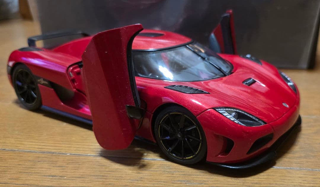 AUTOart ケーニグセグ 　アゲーラ(レッド)　　1/18 1/18 ケーニグセグ アゲーラ RS （レッド／カーボンブラック） 79022