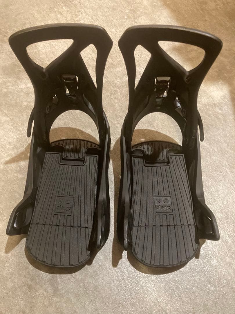 23-24 Burton バートンステップオンビンディング　23.5-25.5