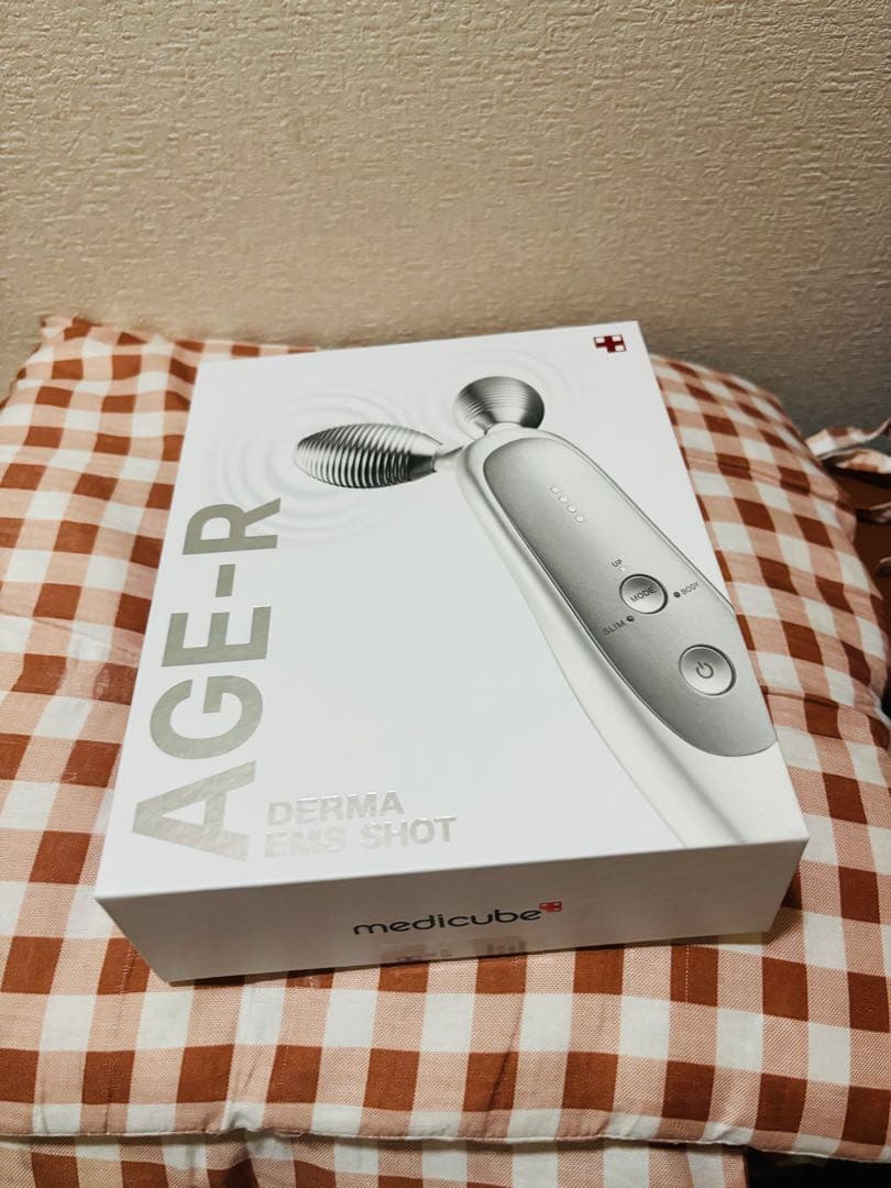 AGE-R EMSダーマショット