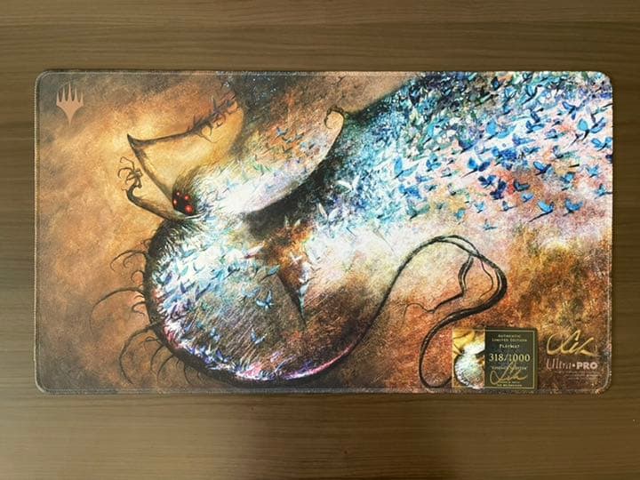 Essence Scatter Seb McKinnon プレイマット 新品 Amazon.co.jp: 本質の散乱/Essence Scatter》Seb Mckinnon サイン入り