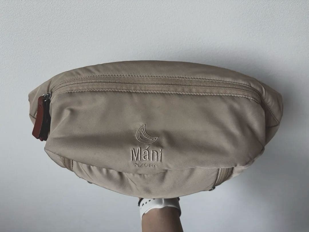 ノルンマーニ　Mani ヒップシート 抱っこベルト　ベージュ　ノルン　マーニ