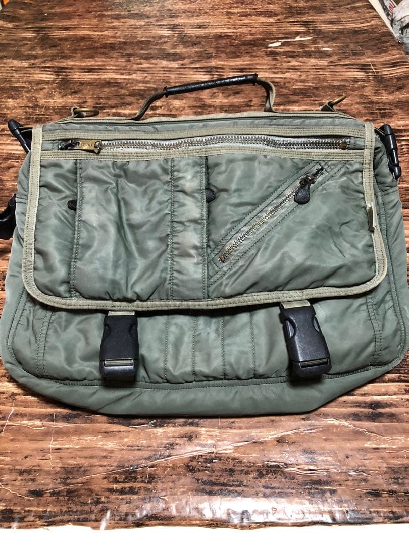 ハーベストレーベル　ミリタリーショルダーバック　ma-1 ミリタリーショルダー MA-1 [ジェットブラック]「冒険用品」