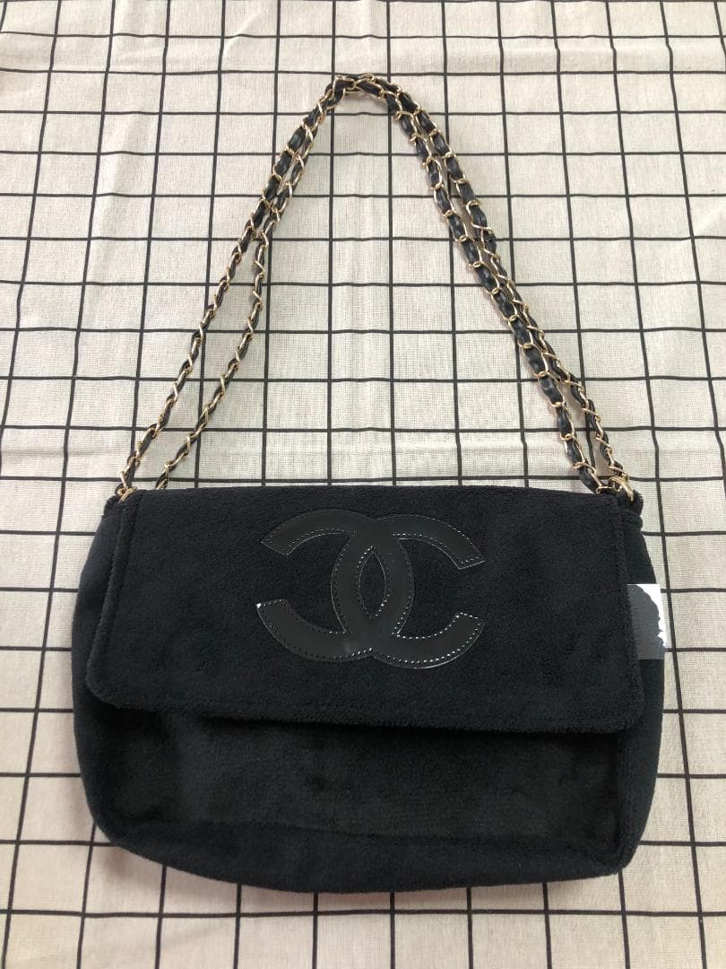 黒色◇◇ショルダーバッグ◇◇非売品 ノベルティ NoiR ショルダーバッグ 大容量ポケット ショルダーバッグ Pyxis