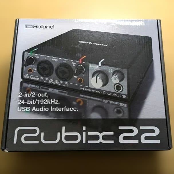 箱、ケーブル付、未使用Roland Rubix 22 オーディオインターフェイス