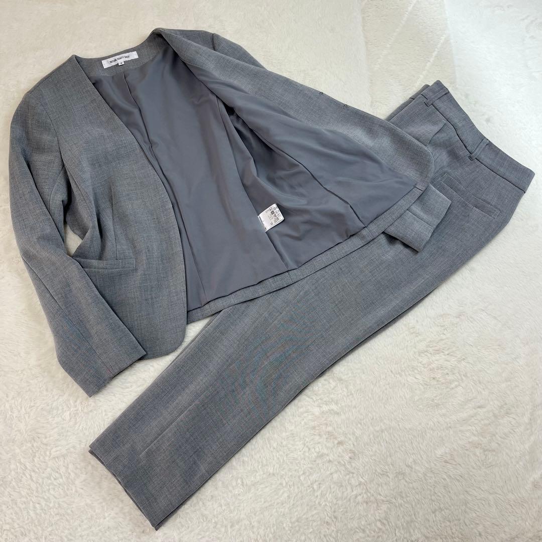 ナチュラルビューティーベーシック　セットアップ　ノーカラー　パンツ　スーツ