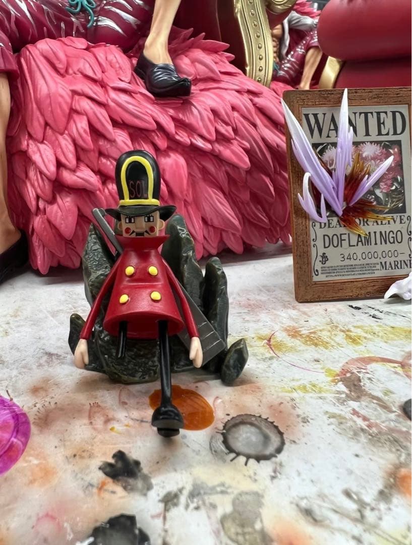 ONE PIECE ワンピース ドフラミンゴ ガレージキット フィギュア - メルカリ