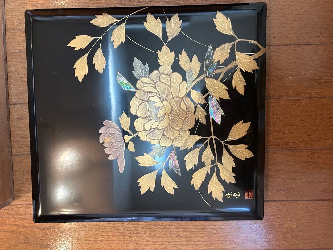 輪島塗 暁雲 本堅地布着 黒真塗 牡丹鈿入金蒔絵 文箱 未使用 保管品 Amazon.co.jp: 輪島塗 暁雲 本堅地布着 黒真塗 牡丹鈿入金蒔絵 文箱