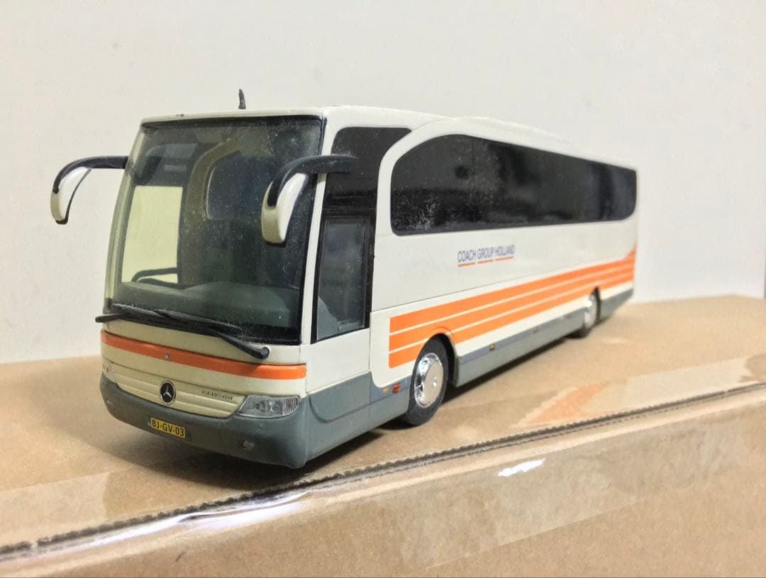 【稀少】メルセデスベンツ長距離バス ミニカー 1/43スケール。激レアモデル