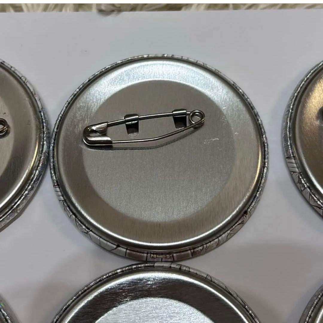 逢坂壮五 缶バッジ ビギネク 5周年 - メルカリ