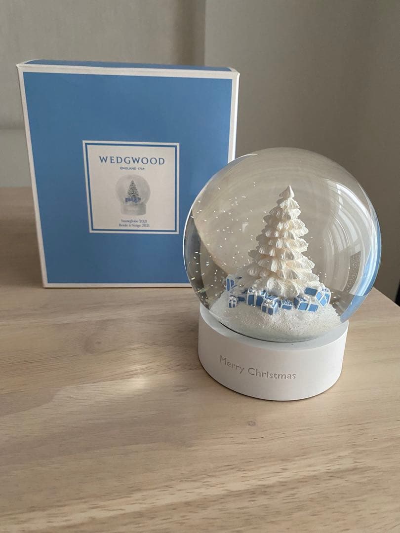 ウェッジウッド　クリスマス　スノーグローブ　新品未使用 884586.jpg
