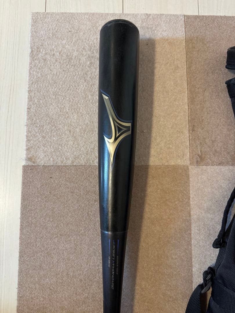 ミズノ ビヨンドマックスレガシー ミドルバランス　84cm 軟式バット