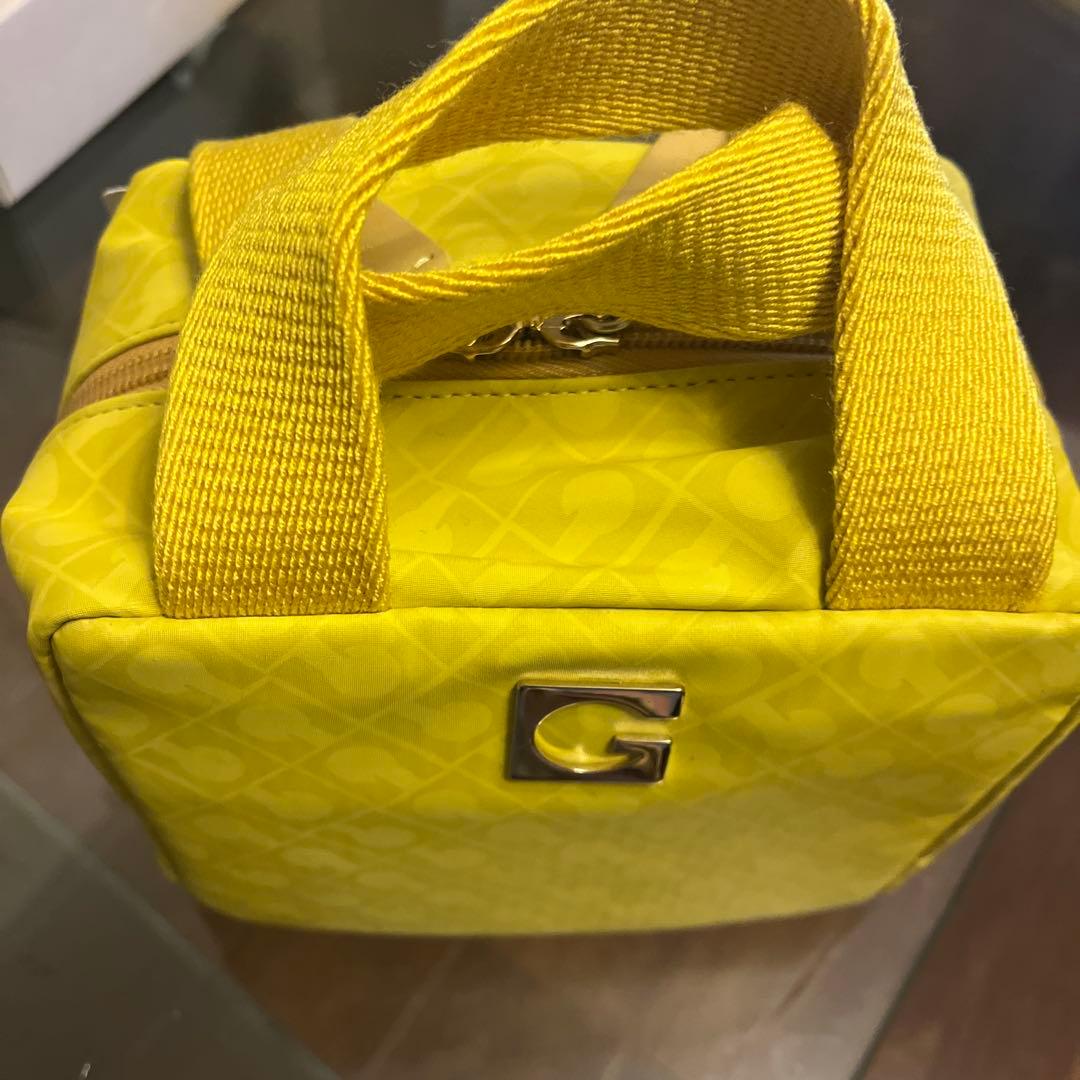 値下げしました‼️ イエロー Gロゴ ポーチ