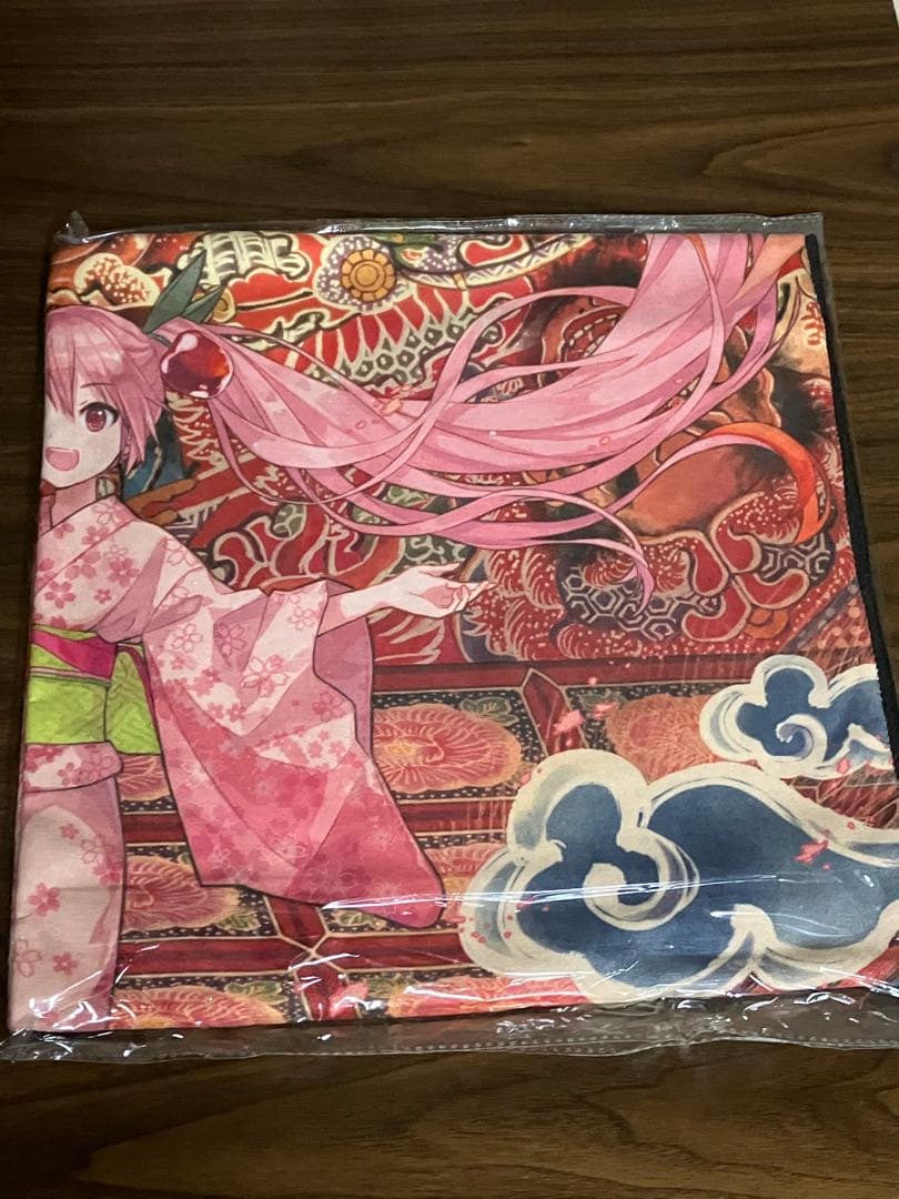 「弘前ねぷたまつり」×桜ミク ビジュアルビッグタオル ill.by iXima 桜ミクコラボ情報｜弘前市観光情報サイト きてみて、ひろさき。ここ