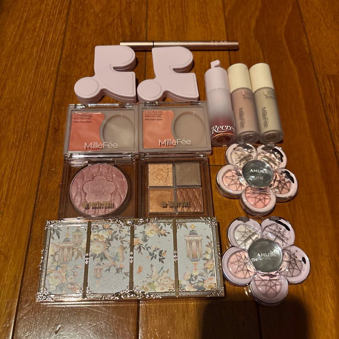 チーク　アイシャドウ　アイライナー　リップ　フェイスカラー　メイク　13点セット