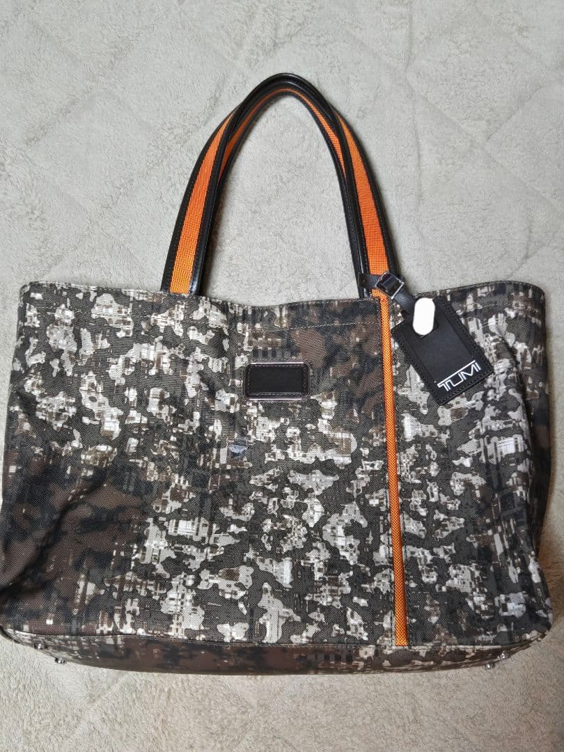 TUMI３０周年アニバーサリートートバッグ
