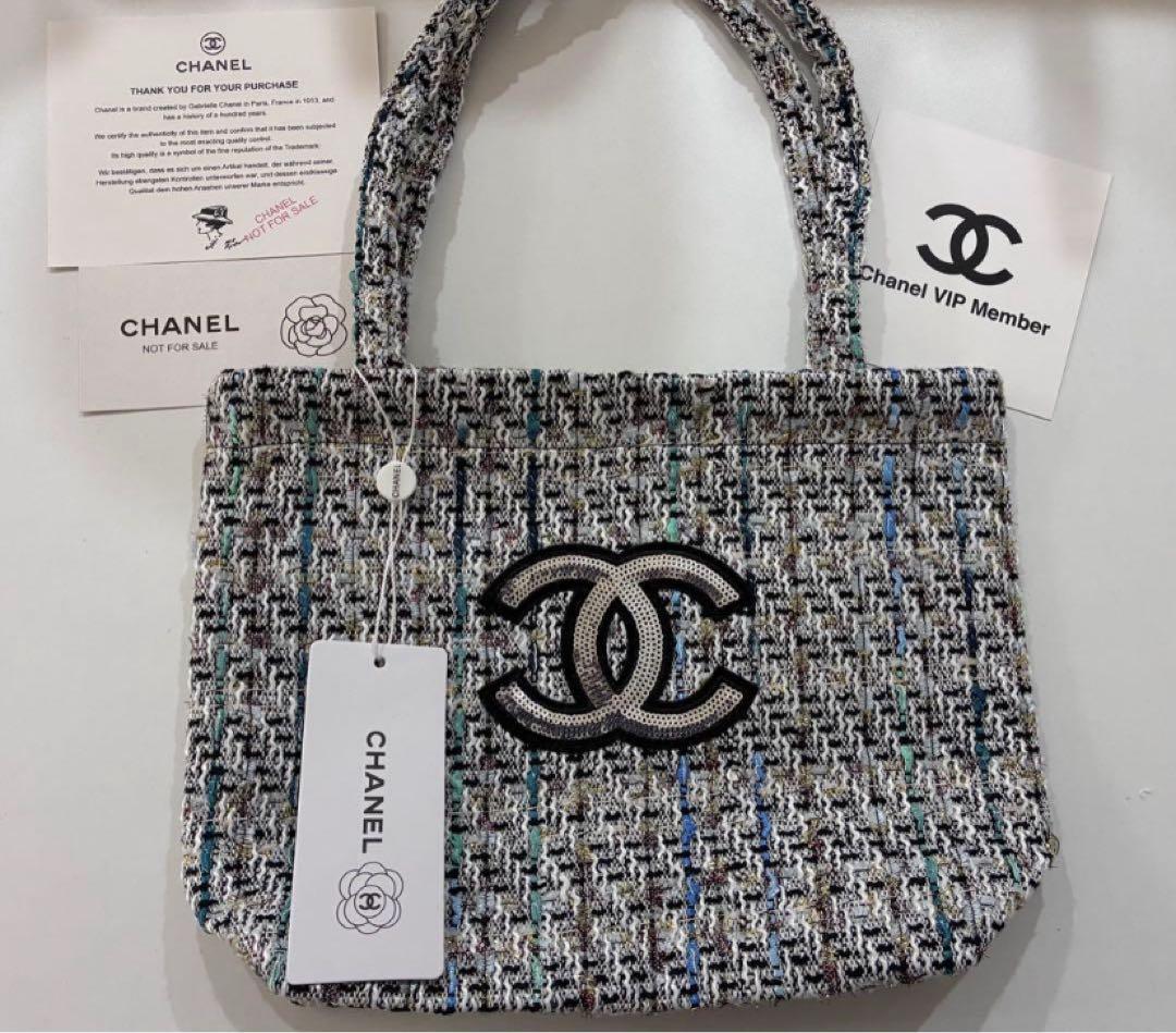 CHANEL トートバッグ　ハンドバッグ　シャネルノベルティ　ブルーラメ org.jpg