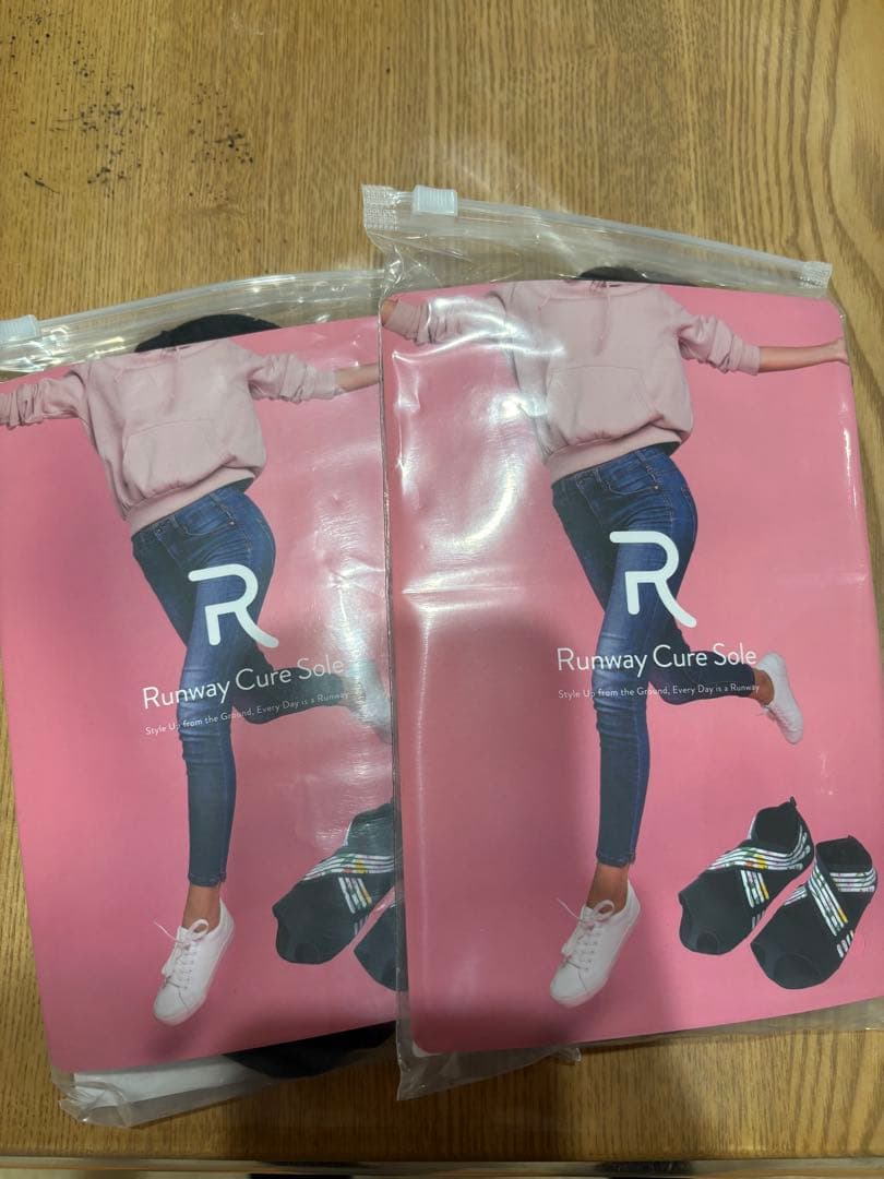 新品未使用品、Runway Cure Sole 着圧ソックス Lサイズ 2個