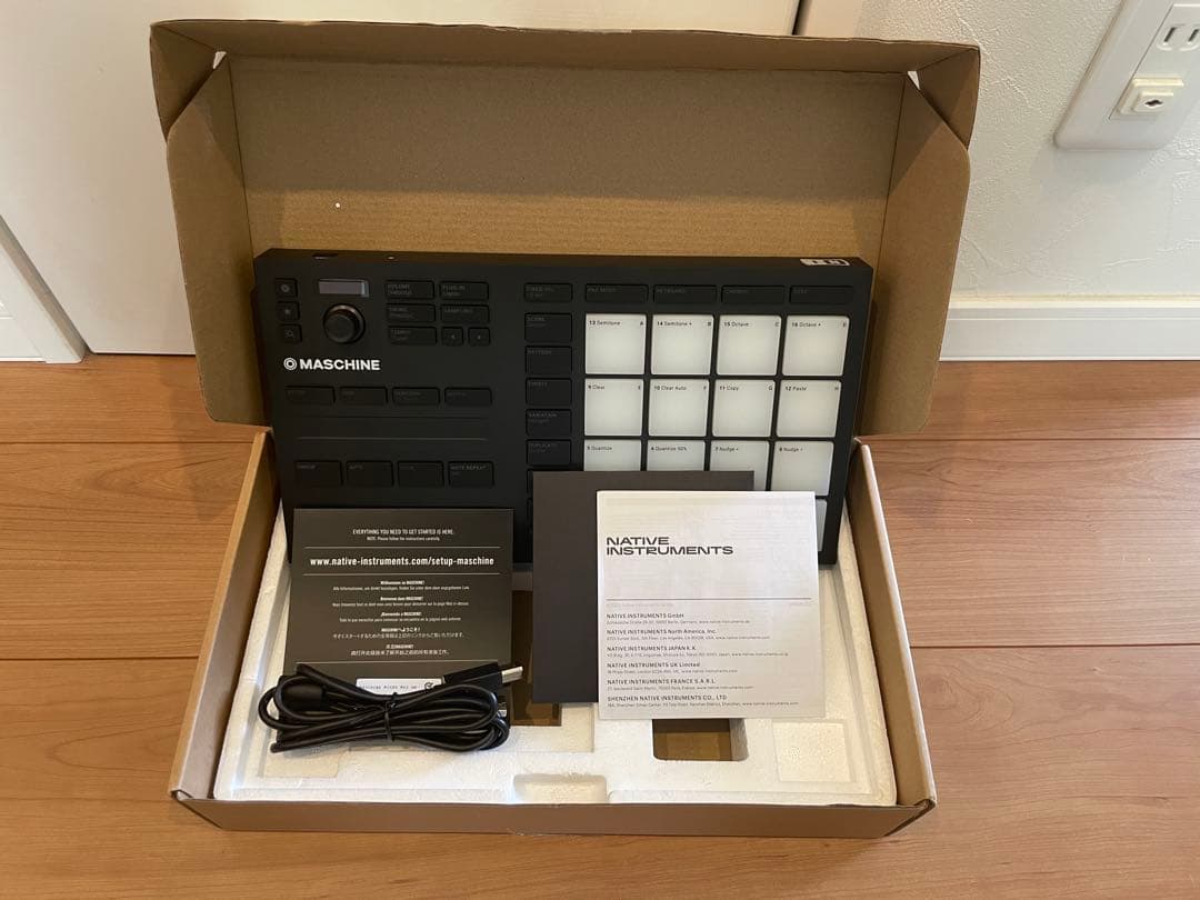 NI MASCHINE MIKRO MK3 ライセンス有