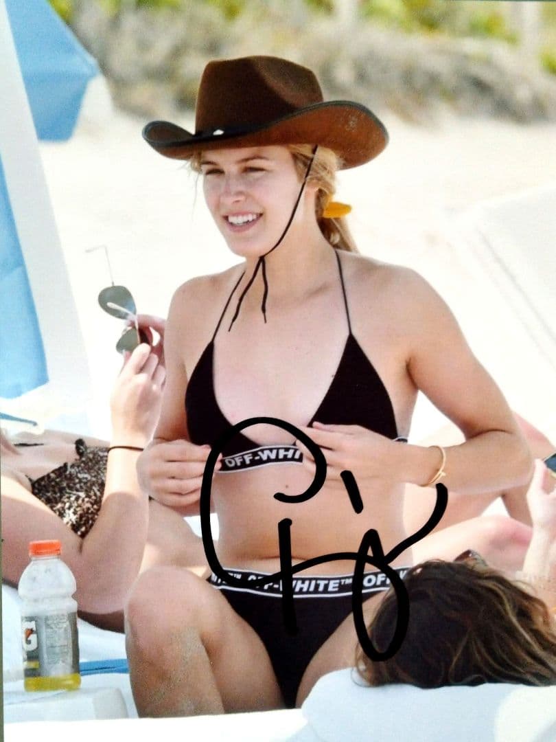 ウージニー・ブシャール直筆サイン入り2Lサイズ写真…プロテニスプレーヤー… Amazon.co.jp: ウージニー ブシャール直筆サイン入り2Lサイズ写真…プロ