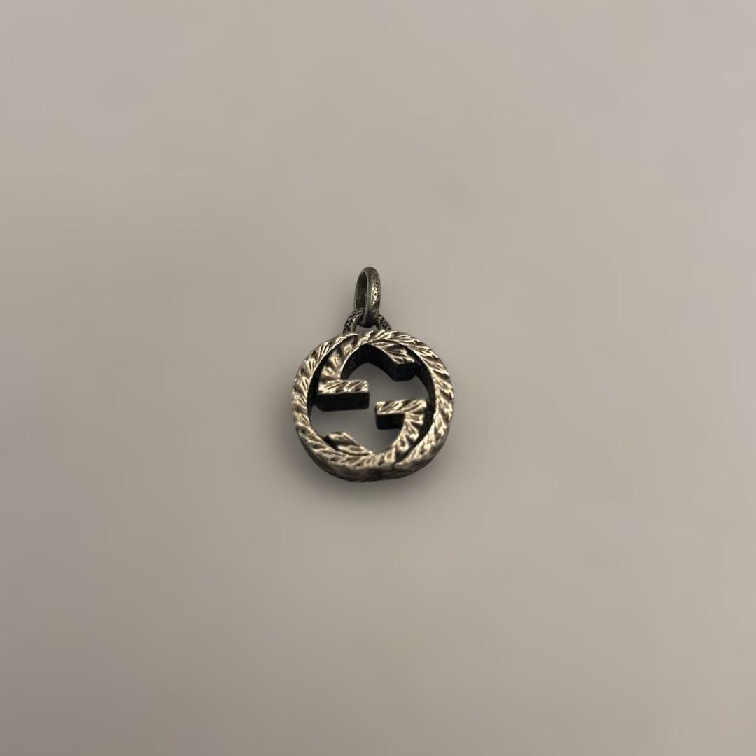 グッチ　アラベスク　インターロッキングG ペンダント　ネックレス　トップ