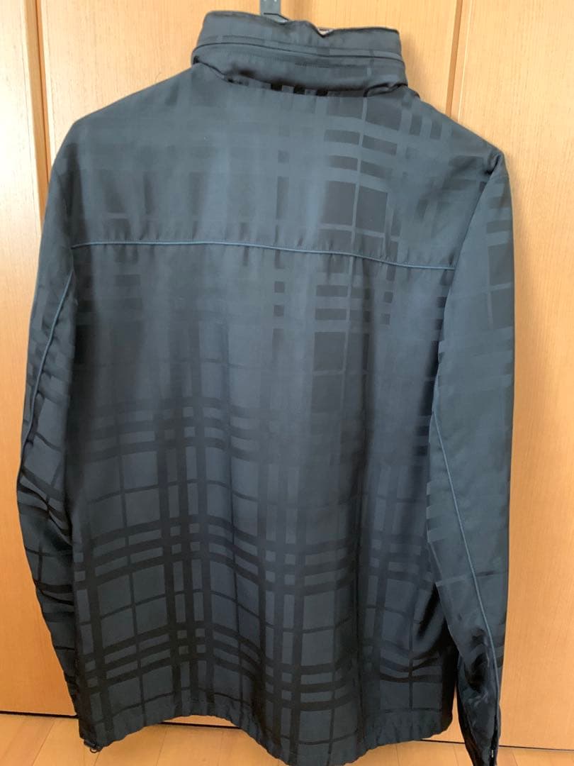 最終値下げ！極美品　BURBERRY黒 チェック柄 フルジップジャケット
