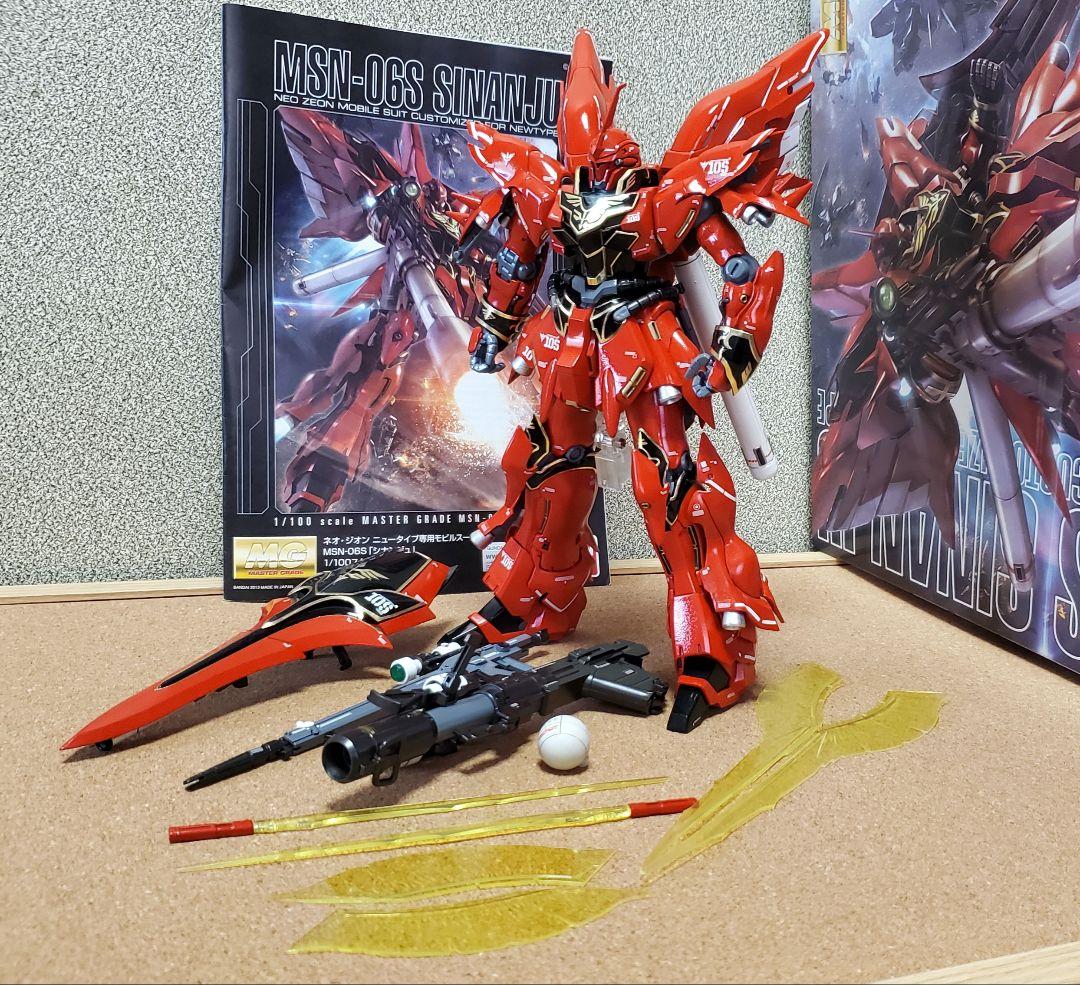 MG シナンジュ 塗装済み完成品