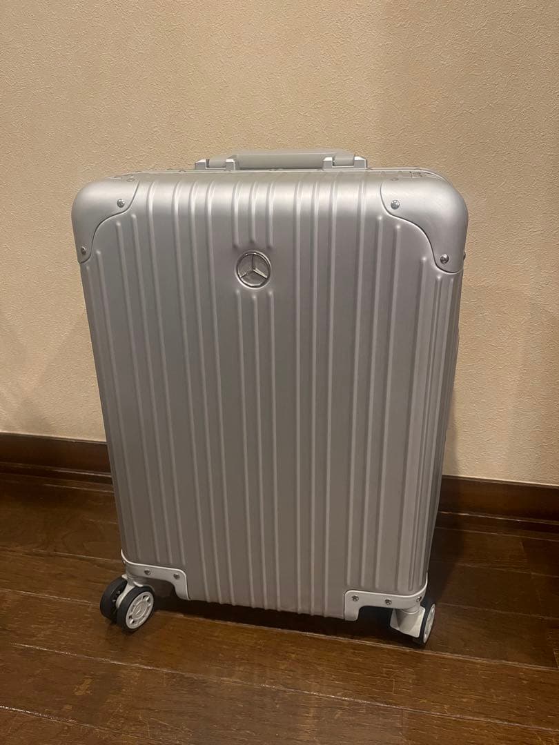 希少 非売品 メルセデスベンツオリジナルアルミスーツケース 32L