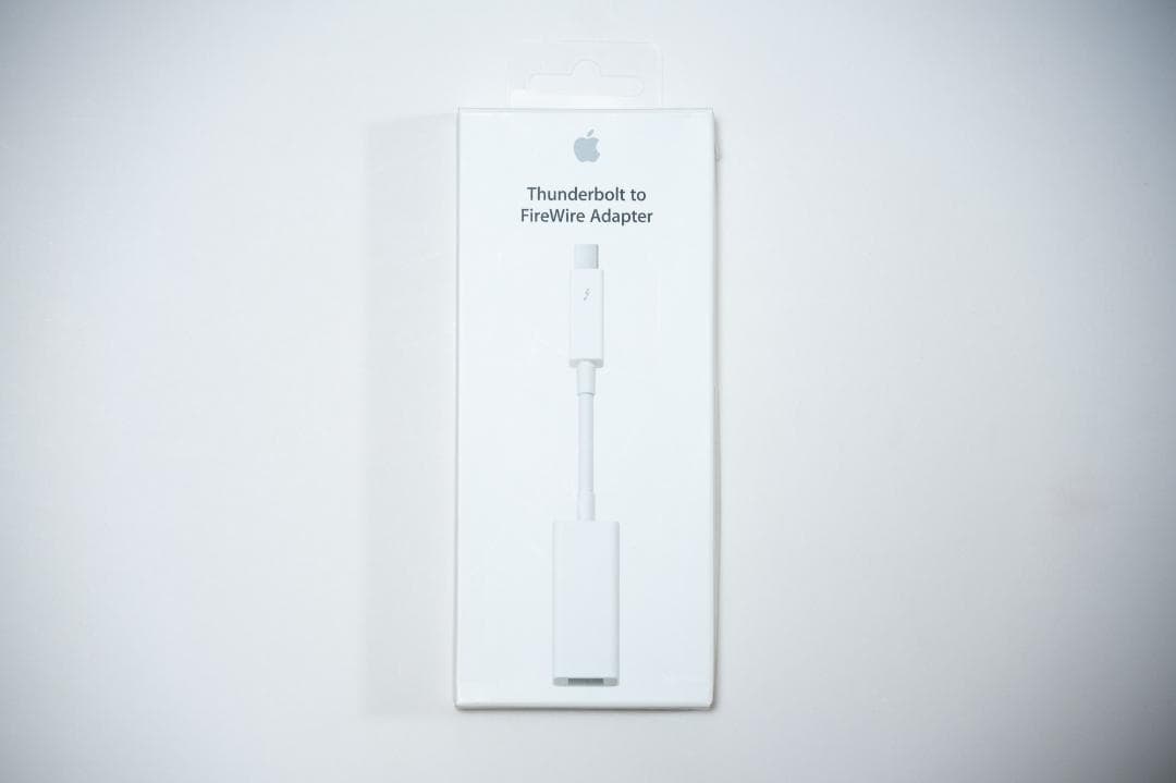 Apple純正 Thunderbolt to FireWire Adapter