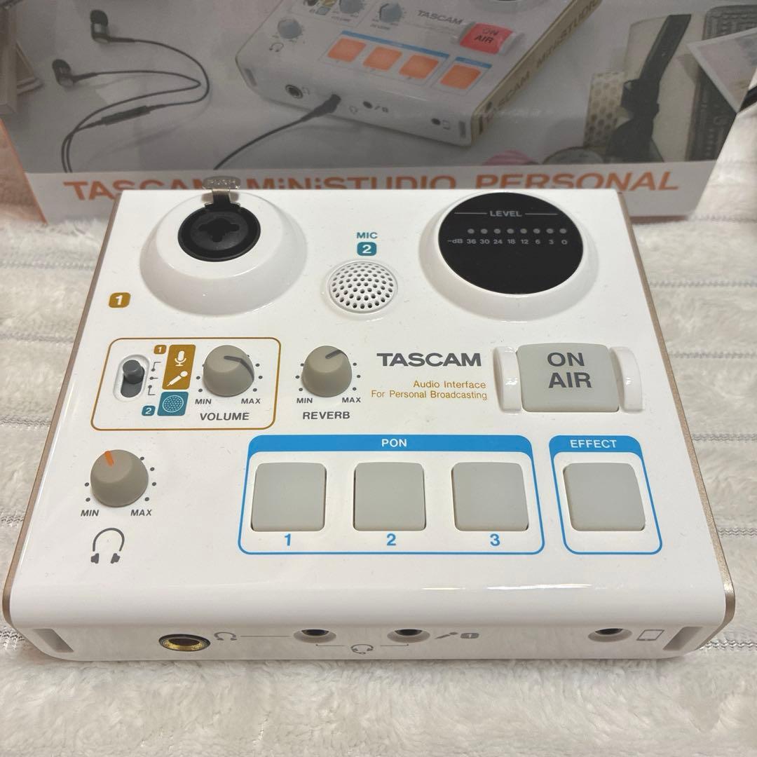 美品】 ミキサー 配信 TASCAM タスカム スマホ配信セット マイク 配線