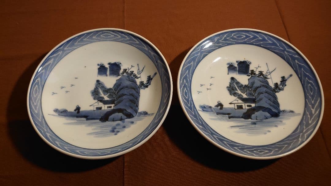 李朝　古玩　古染付　染付　中皿　菓子皿　茶道具　蔵出し　２客