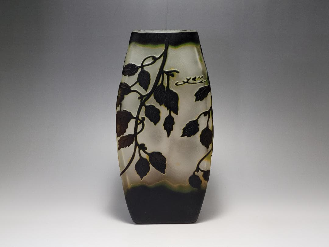 エミール・ガレ Emile Galle ガラス 藤文 花瓶 高さ約25.6cm - メルカリ