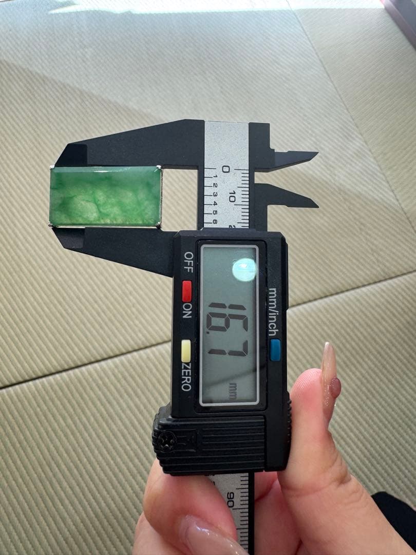 PT850 翡翠彫刻帯留め 総重量11g 翡翠帯留め アンティーク