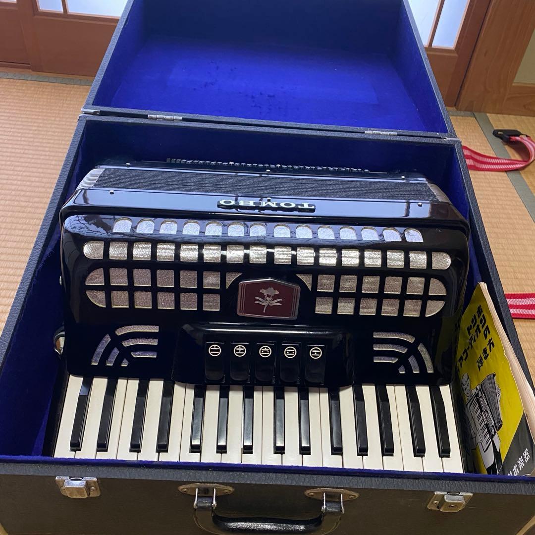 TOMBO トンボ アコーディオン 34鍵 80ベース ケース付き