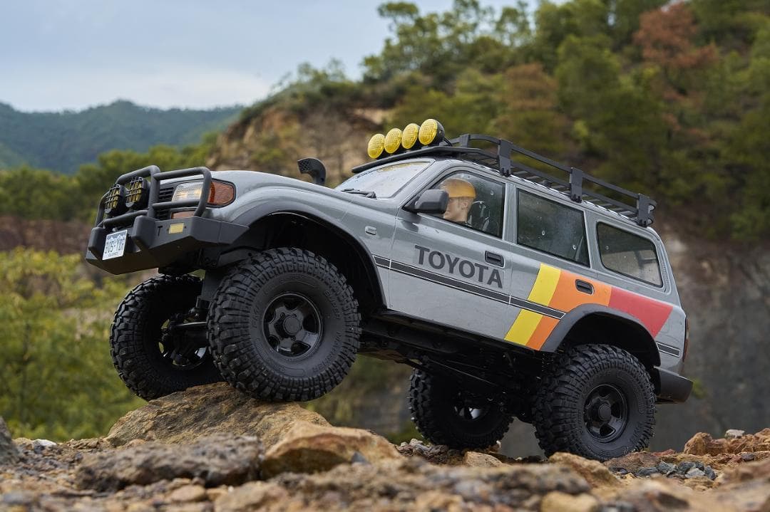 ホビーラジコン FMS FCX10 TOYOTA LC80 LAND CRUISER RTR