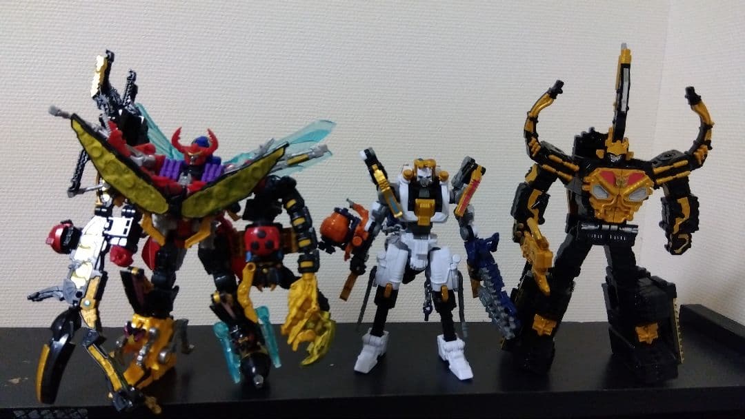 ル*ソ様 ミニプラ　キングオージャ　タランチュラナイト　キングコーカサスカブト