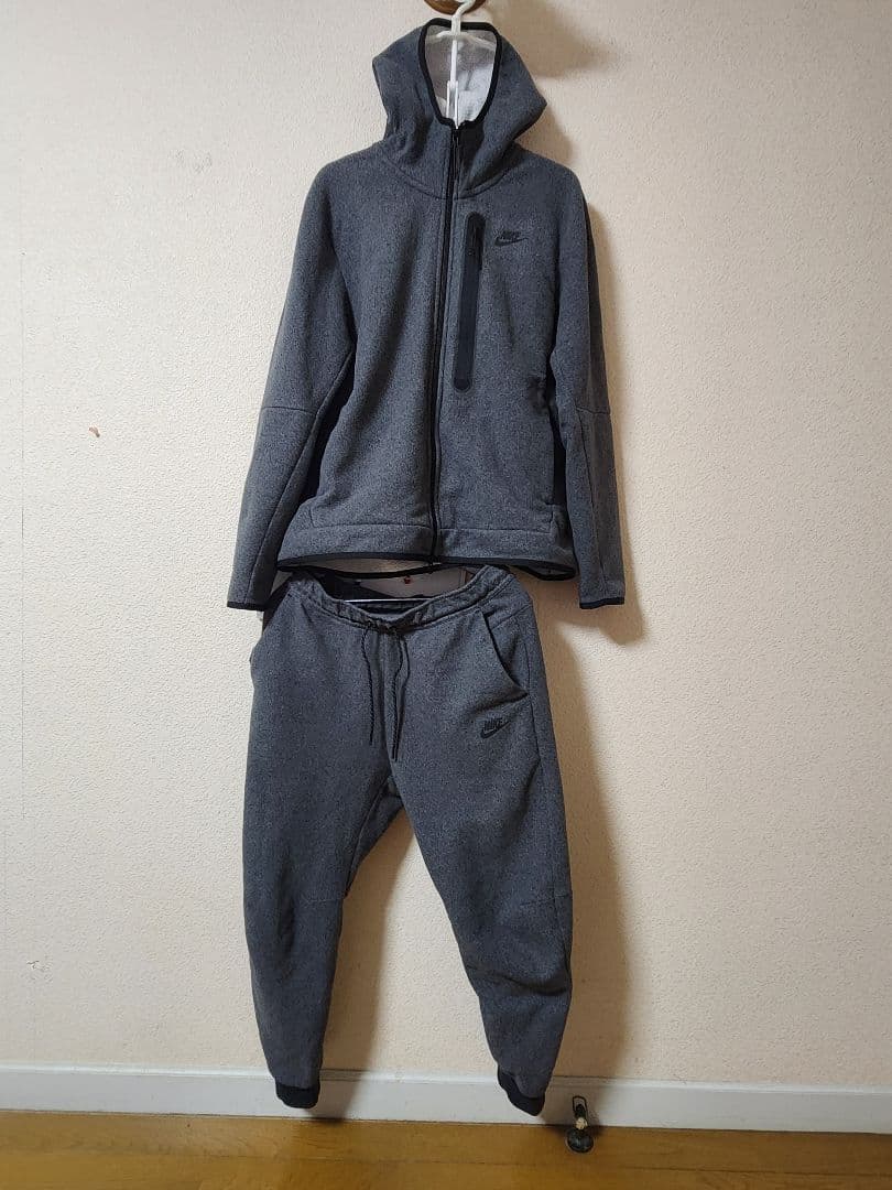NIKE テックフリース　セットアップ　パーカー　パンツ　グレー