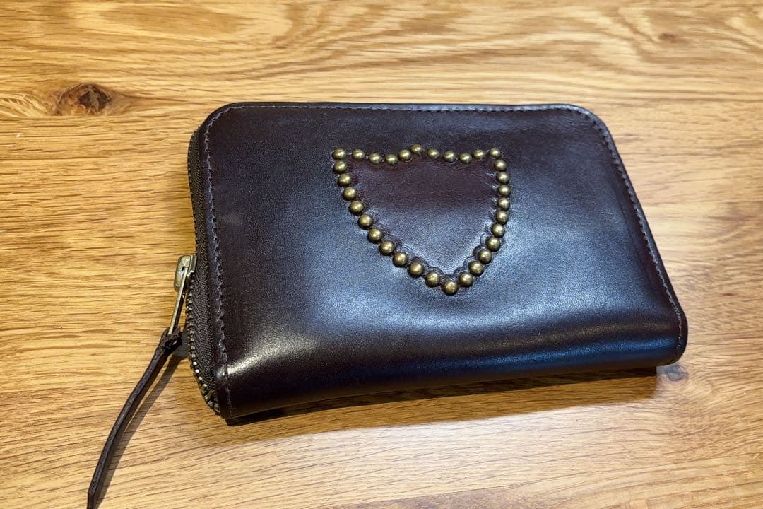 k*6様 HTC ラウンドジップウォレット ブラウン