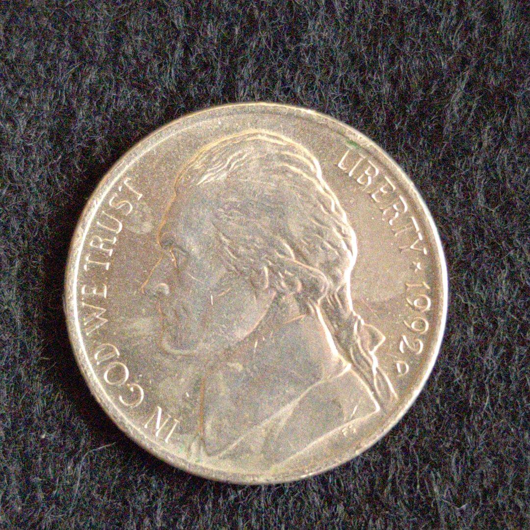 アメリカ硬貨リバティ5セント☆ジェファーソン1992年D&1987年D2枚 アメリカ硬貨 ジェファーソン5セントコイン 1992年と1987年の2枚セット