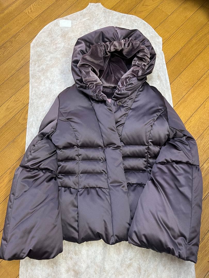 トゥービーシック　ダークパープル ダウンジャケット　新品未使用　タグ付き