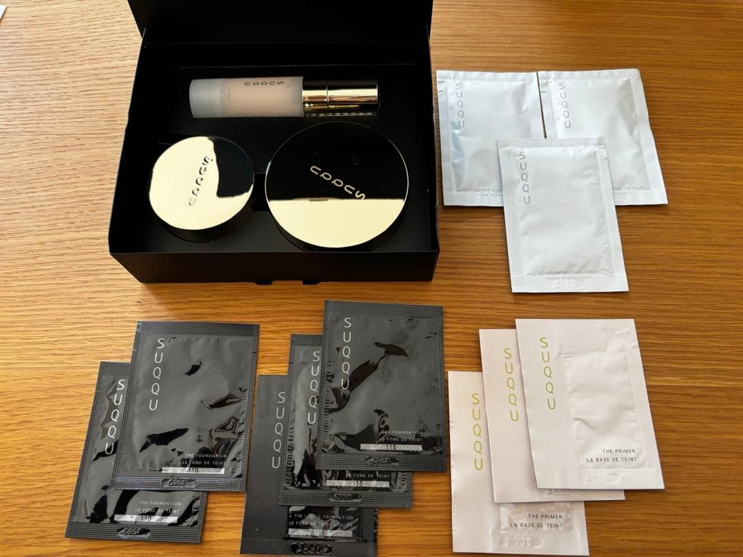 新品未使用SUQQU スターターキット A 115おまけ付き クリスマスコフレ2022】〝SUQQU〟の名品がたっぷり試せる3つの限定