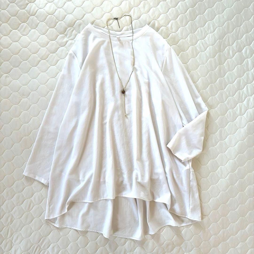 人気商品✴︎BEARDSLEY 後ろドレープTブラウス　アイボリー