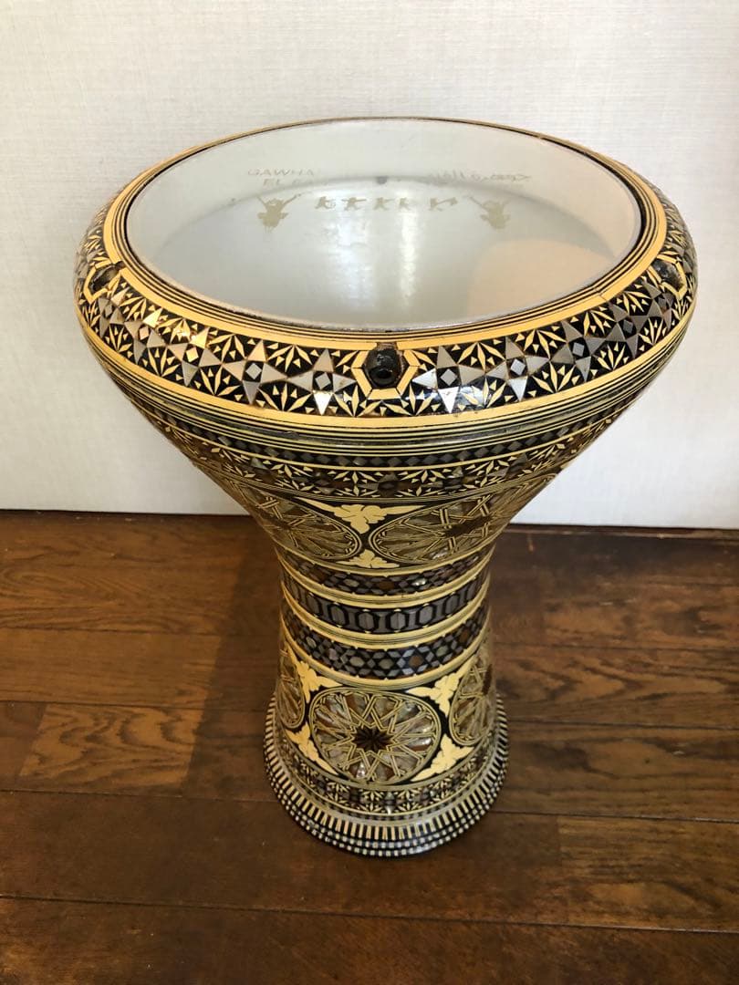 Gawharet El Fan ダルブッカ　モザイク仕上げ