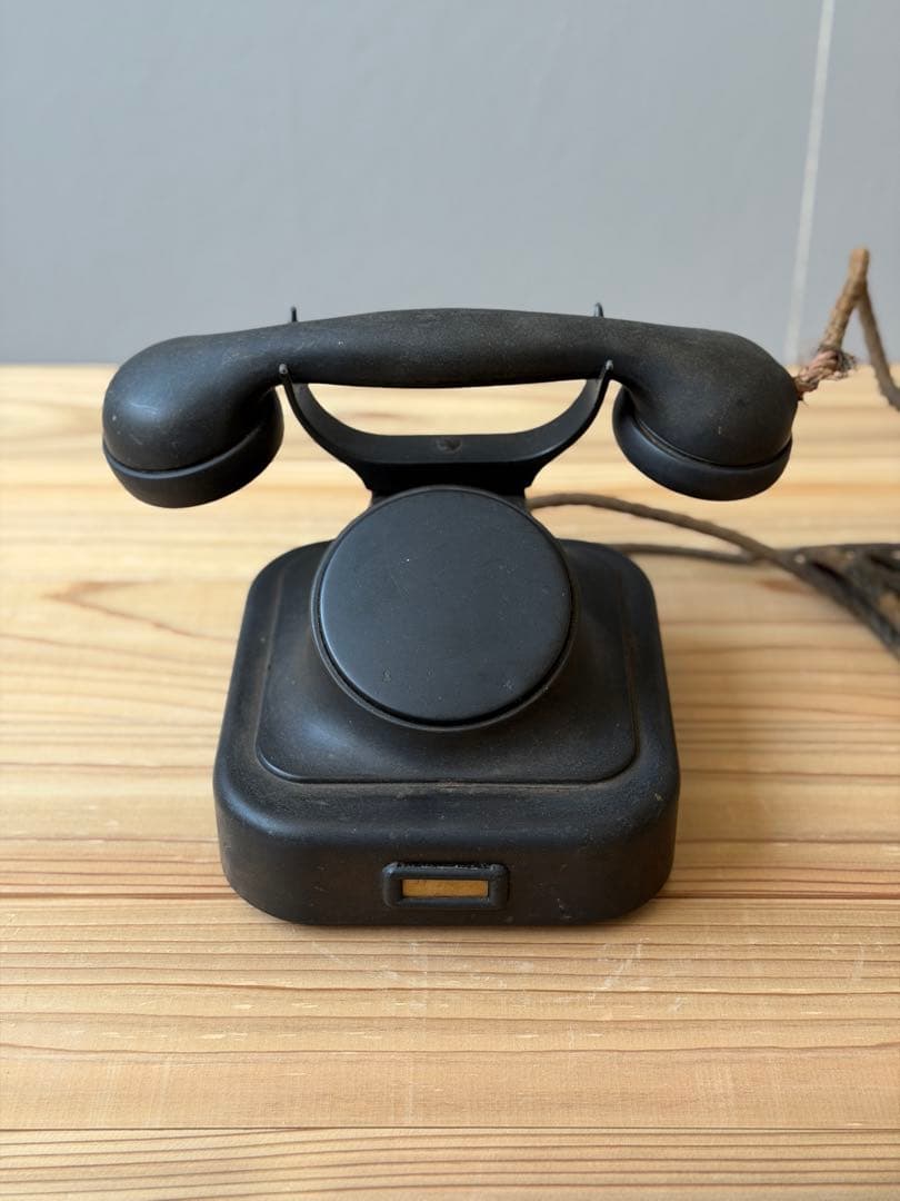 黒電話　レトロ