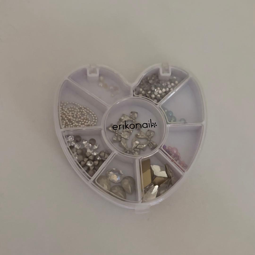 erikonail ネイルパーツセット ハート型ケース - メルカリ