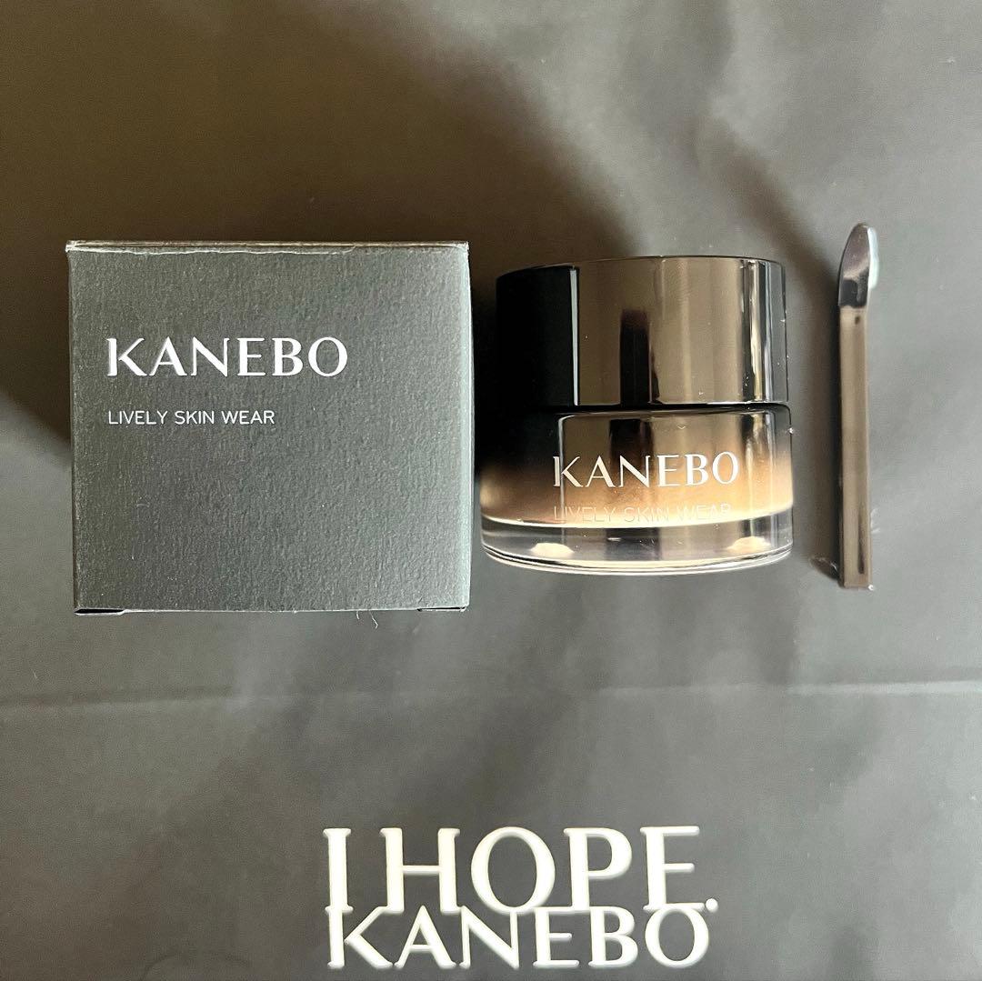 新品同様 カネボウ ライブリースキンウェアII 125 Petal