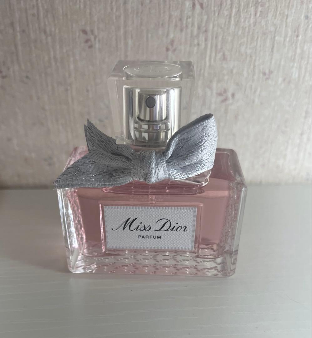Dior 新作 ミスディオールパルファン 35ml 210.jpg