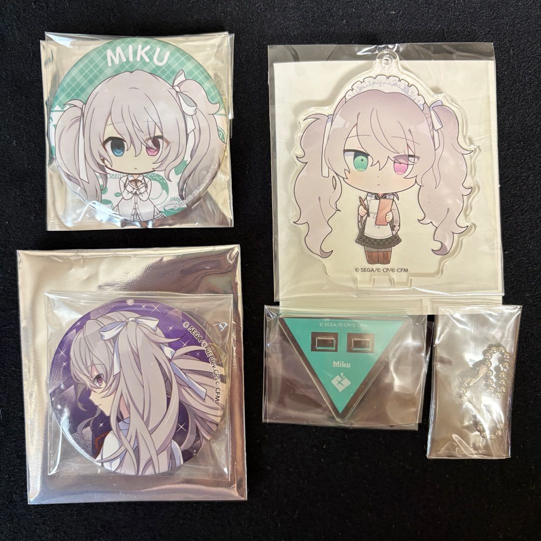 プロセカ 初音ミク ニーゴミク 缶バッジ アクスタキーホルダー - メルカリ