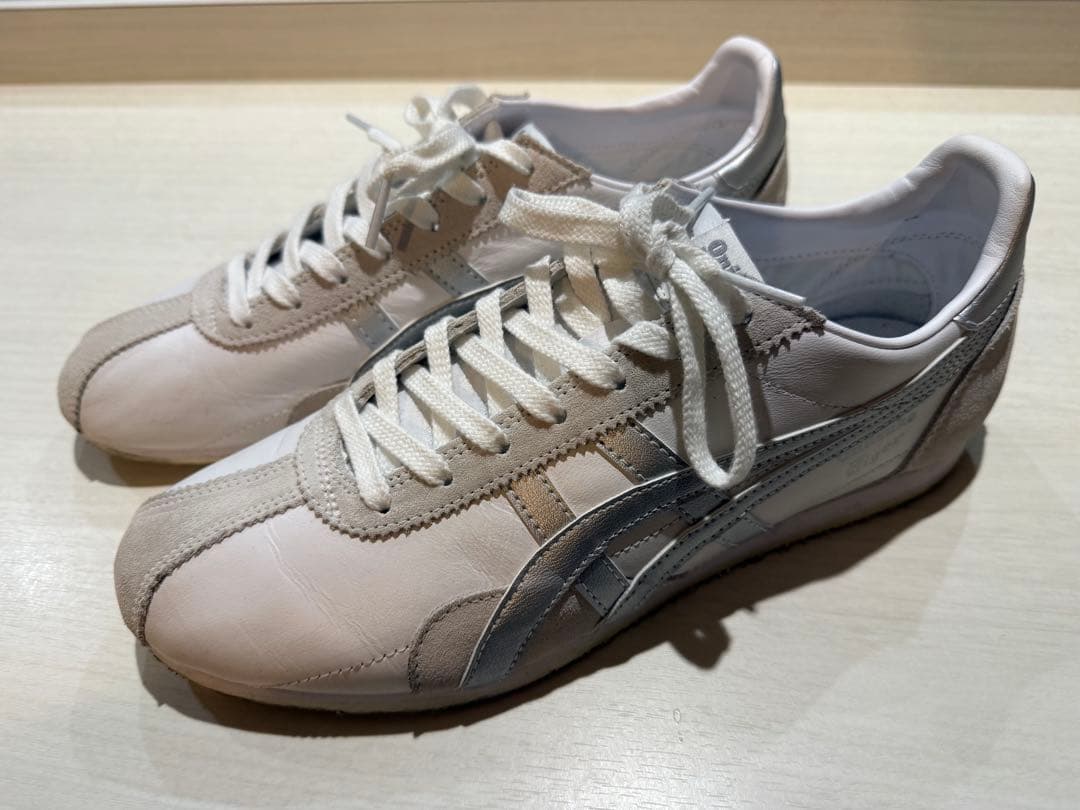 Onitsuka Tiger ホワイトスニーカー