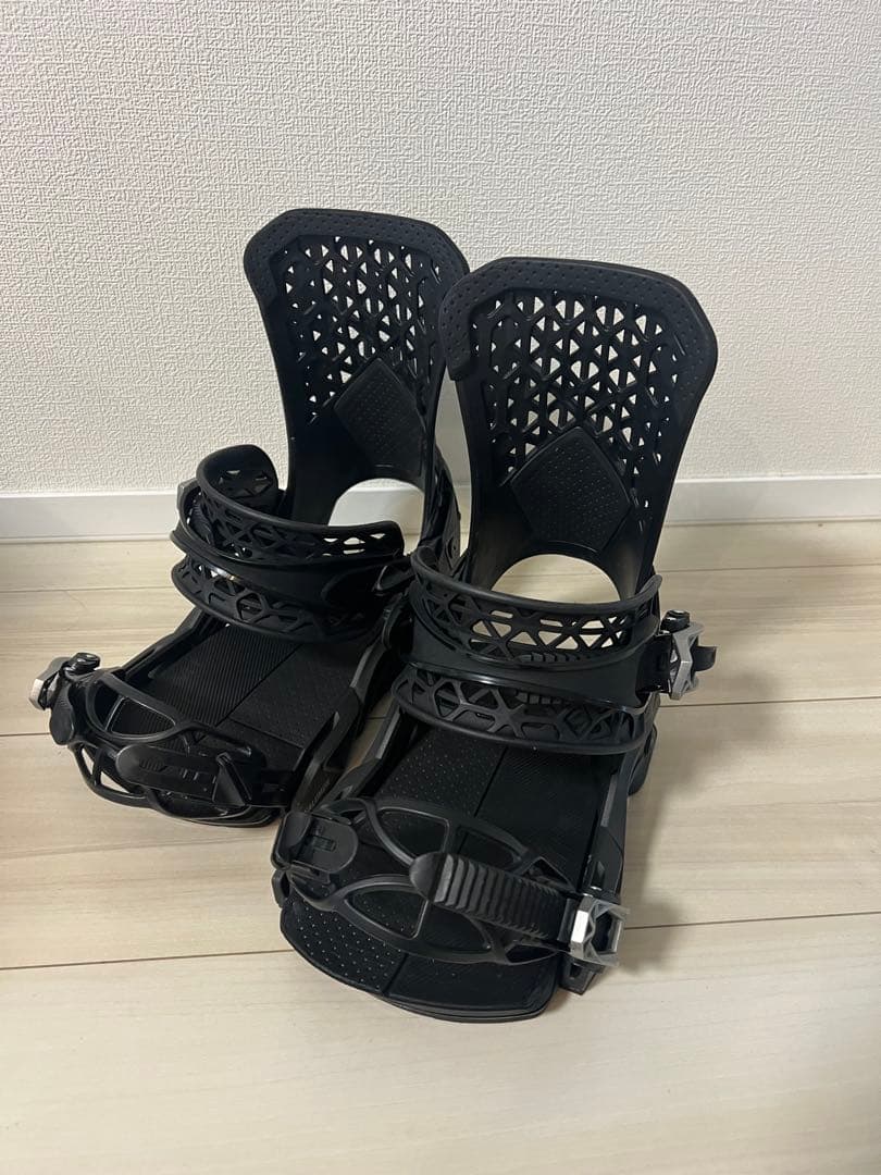 サロモン　ハイランダー　M